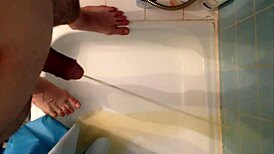 uhh, i pisse in die dusche, like, 15 min stuff august 2019