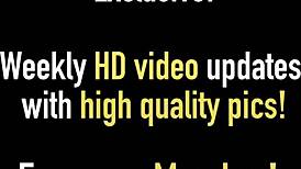 Duo excitat Vicky Vette și Reagan Lush devorează o pulă masivă.