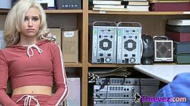 Kiara GETS her PINK CUNT DEFENESTRATED by HORNY OFFICER at WORK