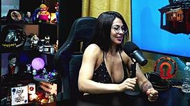 She flaunted her tits nicely, pinched the nipple, and got aroused during the podcast with Isa Viajante