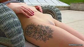 Wow, watch this nympho work her tight vagina!