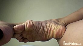 Jade Vixen Heel Massage