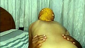 Mi vecina craves sex while resting, loves riding cowgirl! 😍