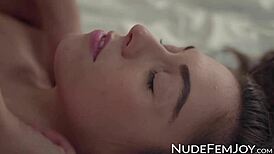 I am the solo babe teasing with my perfect natural body, oops trimmed pussy in lingerie