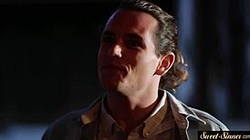 Курваста млада 18+ ужива у шездесетдеветки с очухом у фантазијској улози