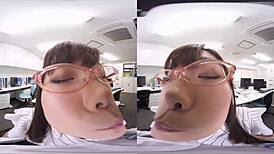 Kisaki Narusawa masturbates at office during lunch