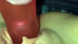 kjæreste bruker leker til intens fingre-onani i amatør solo