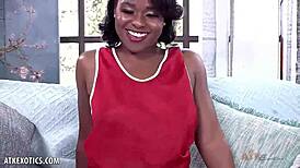 You can't resist Charlie Rae's dripping wet pussy solo show. She's pure fire!