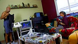 French amateurs fuck hard in garage