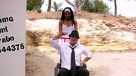 en el loco burdel, tío paco, la enfermera sexy, el poli facha y la reina de los squirts hacen de todo en el episodio 2 😈💦