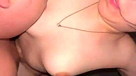 Estefani amatora columbiană tânără călărește pula iubitului în video homemade de cuplu