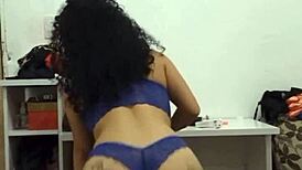 i'm watchin haven dancin and showin her big ass