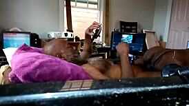 Thot in texas real homemade ebony threesome fucking with squirting.