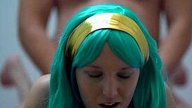 Blue Eyed Babe Gets Creamed In Bed