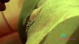 Hey Isabella Nice, how does rubbing and sucking feel in pigtails?