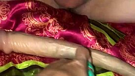 Cougar and Babe in Messy Mutual Masturbation