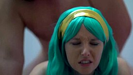 Blue Eyed Babe Gets Creamed In Bed