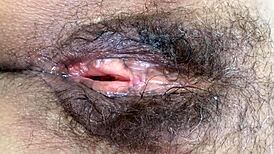 Посмотри на мою большую волосатую киску после часов интенсивного секса и спермы