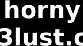 i masturabte to orgazm in bathtub