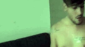 Flakael minyon 18+ twinkle açık havada grup POV gay sikişi