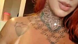 Safada gostosa sensualizando em vídeo pro amigo