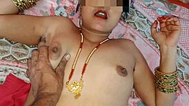 واو، نيك قوي مع زوجة هندية جميلة متزوجة، ساخن جدا! 🔥