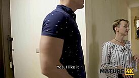 Mature4K男人狠狠操穿白袜熟女演员