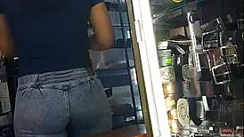 Culona Jeans 12: Stylish Denim Fit