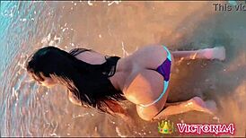 Estava Me Exibindo Na Praia Nua!