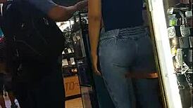 Culona Jeans 12: Stylish Denim Fit