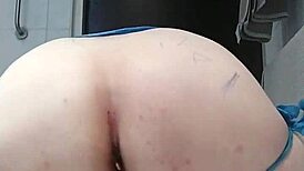 Bi Masturbation Exploration