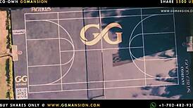 Big ass brunette babes submit lesbian