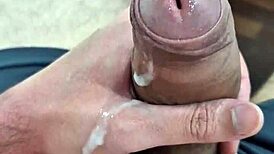 voce quer mamar piroca suculenta do twink brasileiro