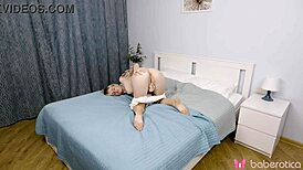 Solo Blonde Tattooed Hanna Rey Masturbating In 4K