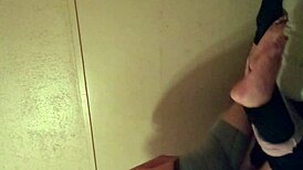 isavid713 shows off her big ass and squirts during blowjob