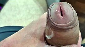 voce quer mamar piroca suculenta do twink brasileiro