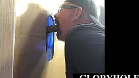Deepthroating Gloryhole Dilf Pleasing Ebony Guy