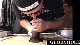Deepthroating Gloryhole Dilf Pleasing Ebony Guy