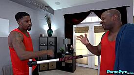 Kenzie Madison's interracial threesome 😍