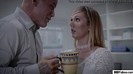 Sayang, aku perintah sebagai bos, buat apa saja yang aku nak - Brett Rossi