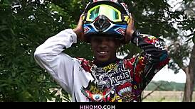 Ryan Rose and Pheonix Fellington Explore Interracial Gay Pleasures Under the Trees