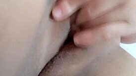 Dedilhando Minha Boceta Molhada