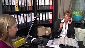 Kleine Suesse Maus Fickt Für Schulden - Lena Nitro Rocks Hardcore!