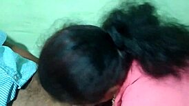 Una mamada por un aumento en el sueldo