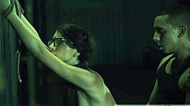 W kompilacji macocha BDSM i nastolatka 18+ walczą z wielkimi pałami kolesi