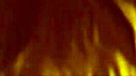 Me toco y juego un rato solita parte 1