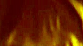 Me toco y juego un rato solita parte 1