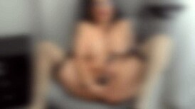 i record myself masturbating my wet latina pussy for you