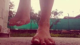 Bare Feet Fetish Display