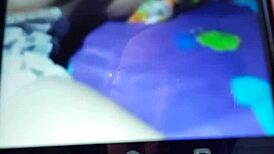 Kijk hoe mijn vrouw me een geile handjob show geeft